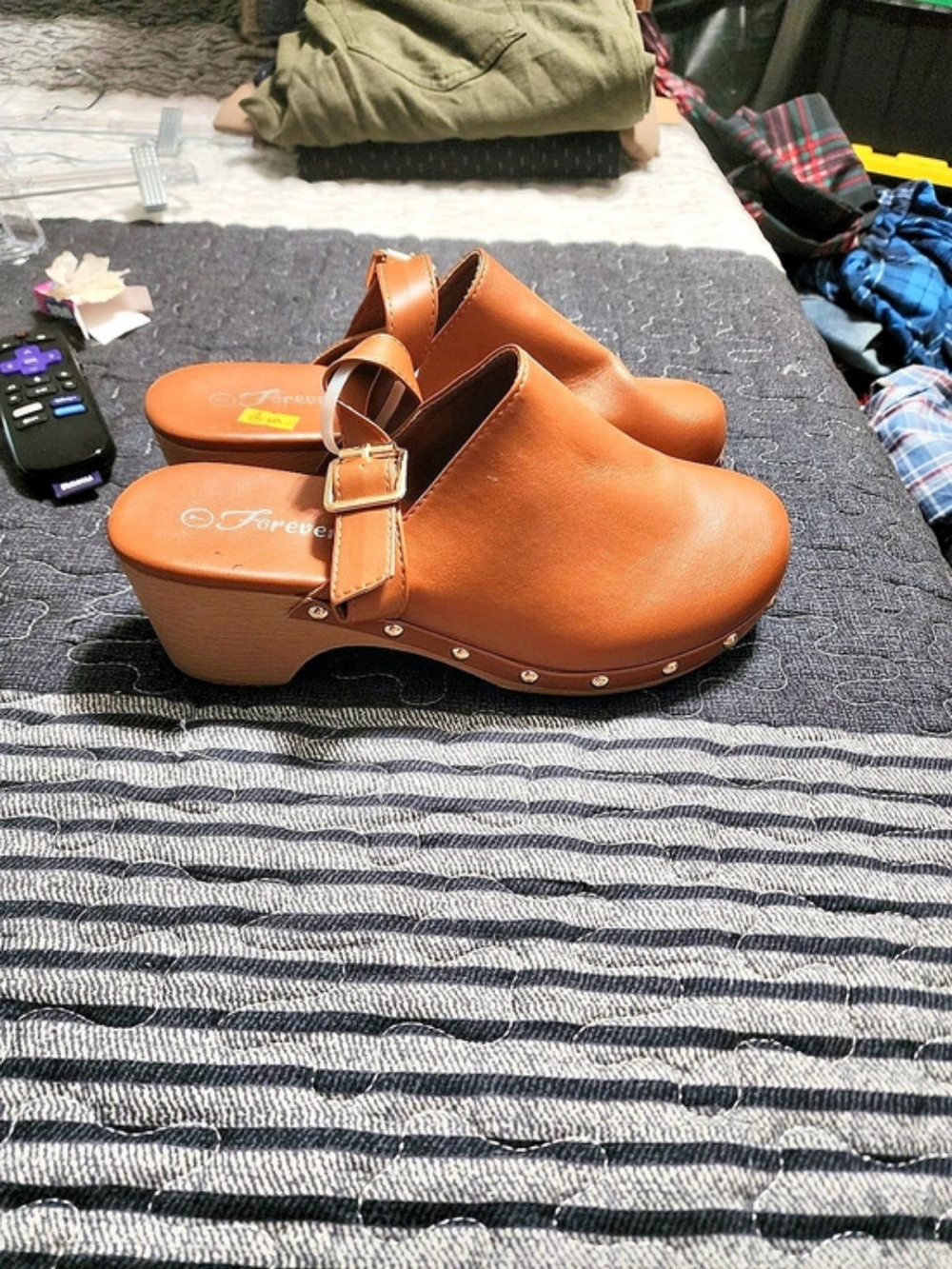 Forever Clog Mules in Brown